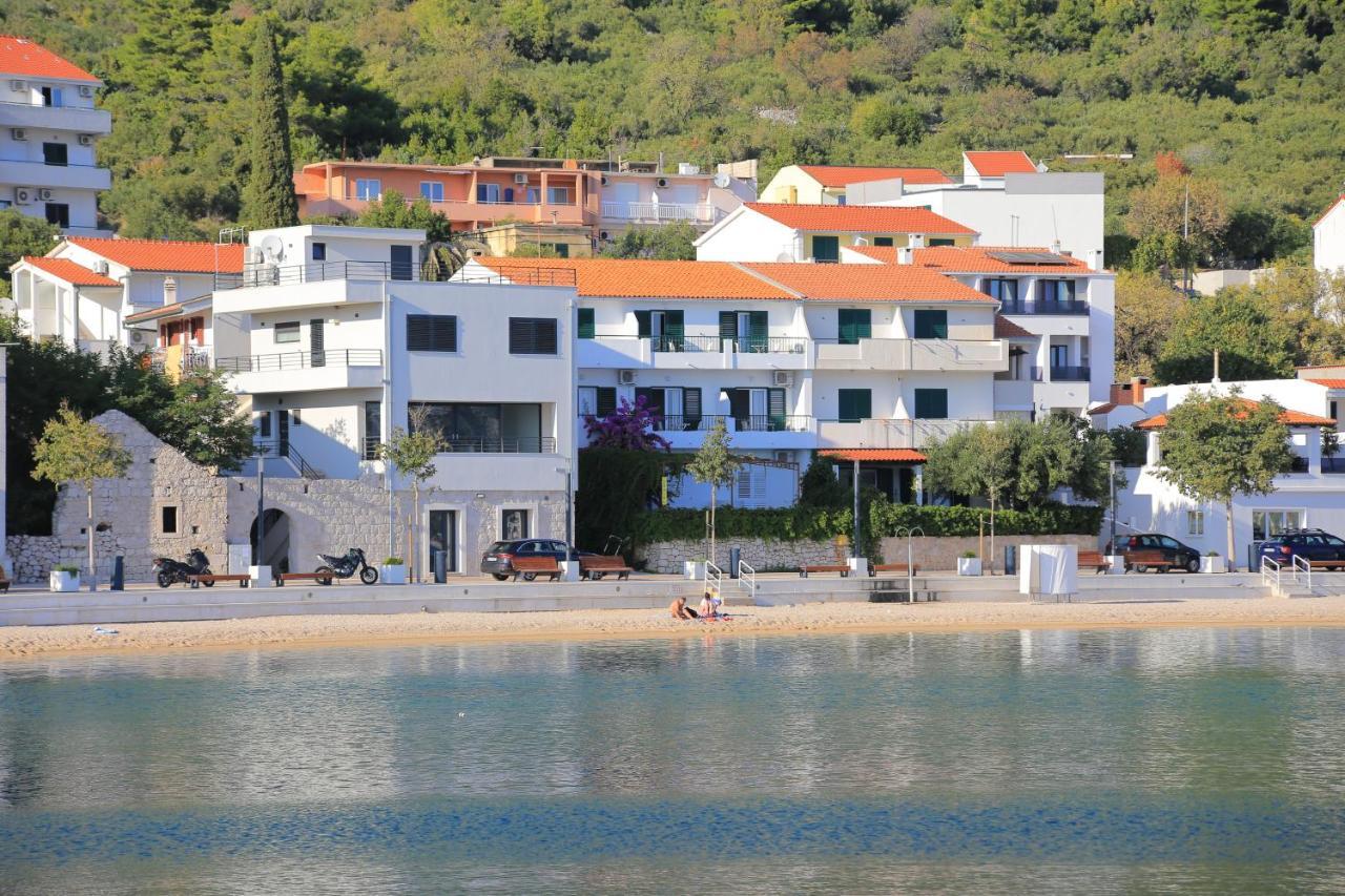Apartments By The Sea Igrane, Makarska - 6653 Bagian luar foto