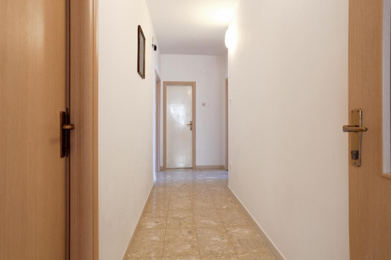 Apartments By The Sea Igrane, Makarska - 6653 Bagian luar foto