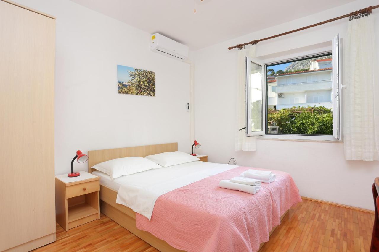 Apartments By The Sea Igrane, Makarska - 6653 Bagian luar foto