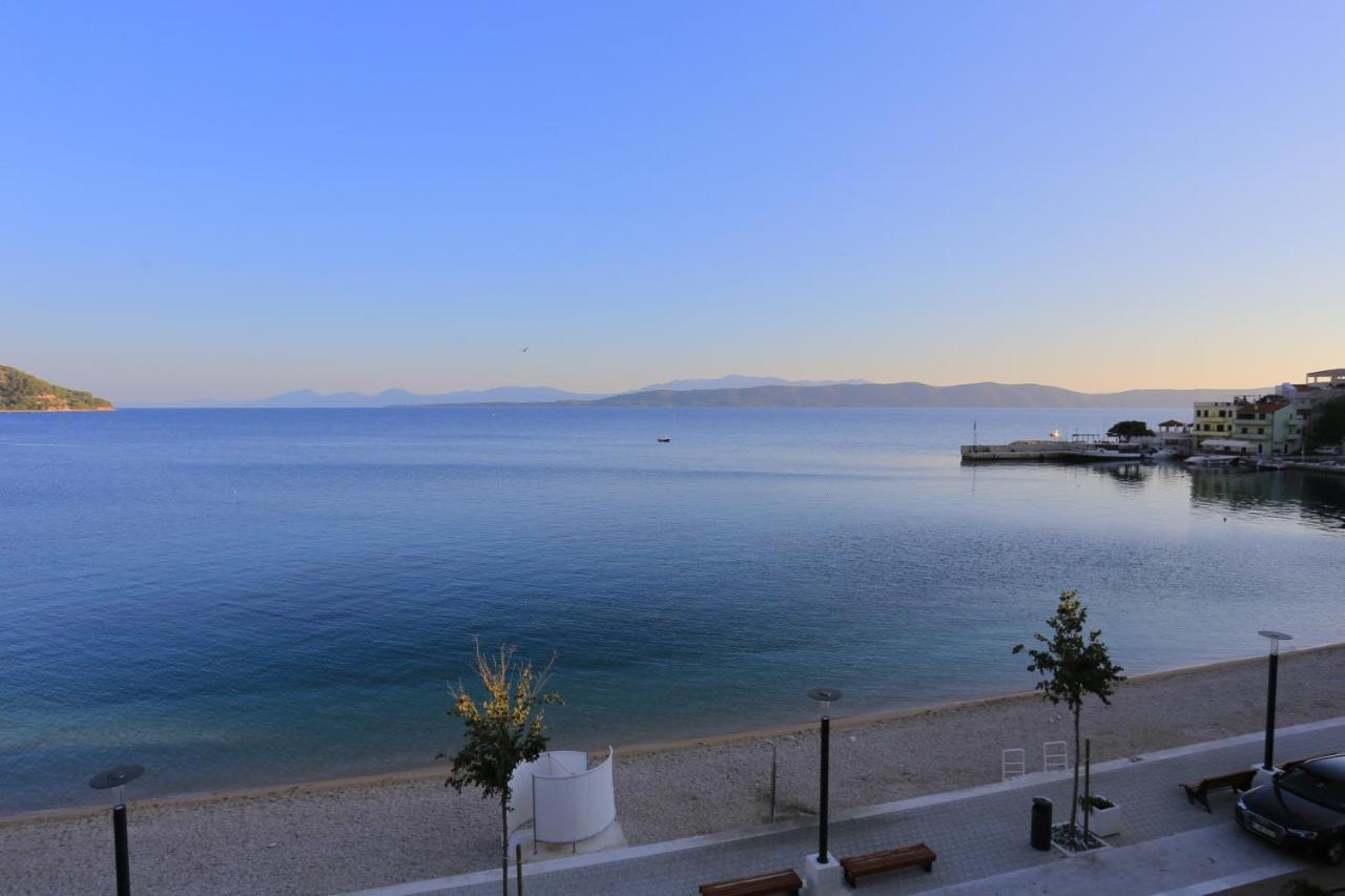 Apartments By The Sea Igrane, Makarska - 6653 Bagian luar foto